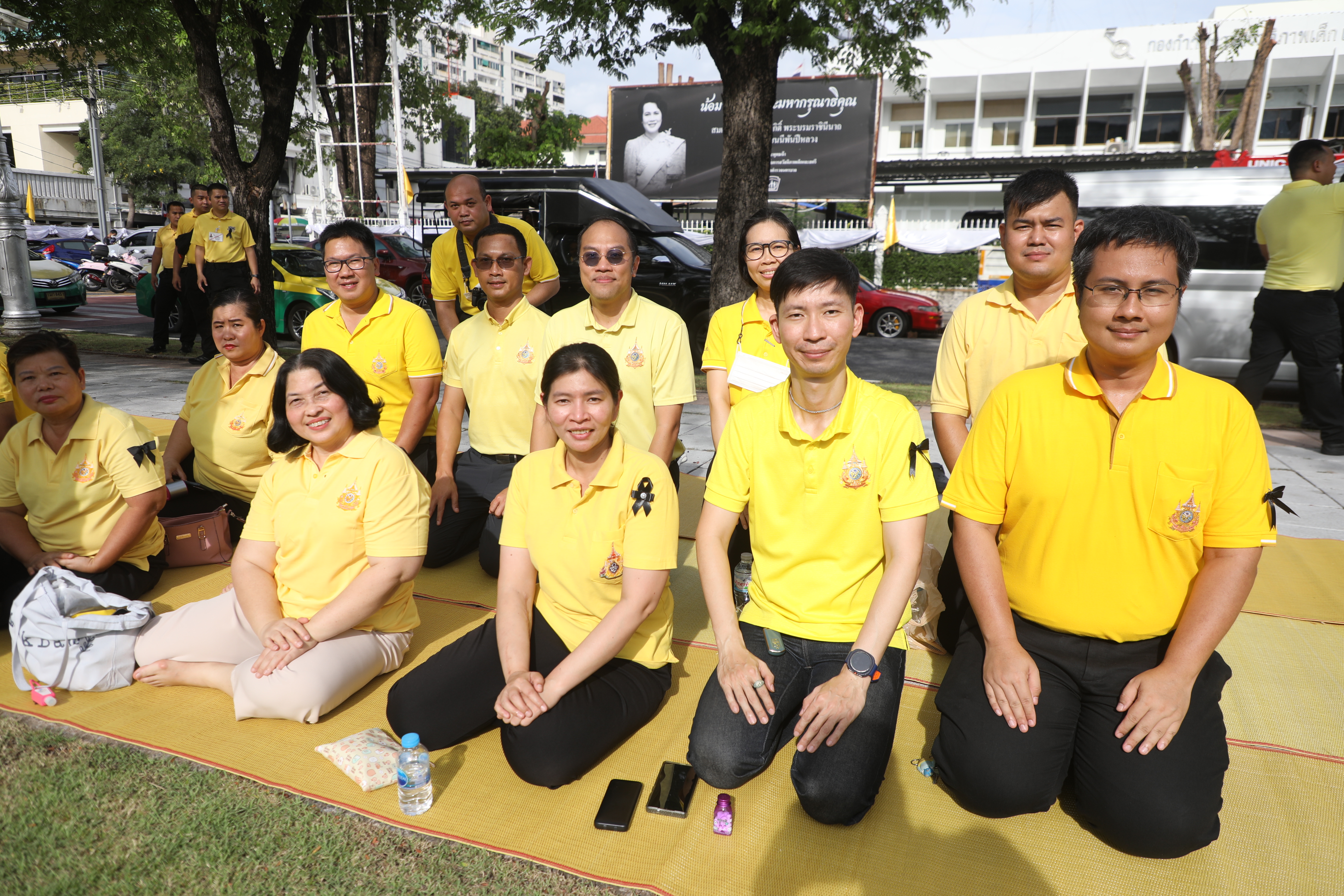 title - ส.ป.ก. ร่วมเฝ้ารับเสด็จฯ พระบาทสมเด็จพระเจ้าอยู่หัว และ สมเด็จพระนางเจ้า ฯ พระบรมราชินี เนื่องในโอกาสเสด็จพระราชดำเนินไปในการ พระราชพิธีเฉลิมพระชนมพรรษา 28 กรกฎาคม 2569